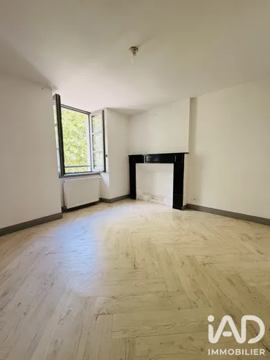 Apartment in Cahors (46000)