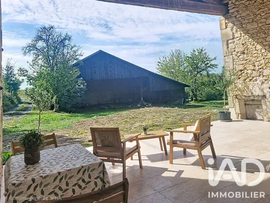Maison de campagne à Gensac (33890)
