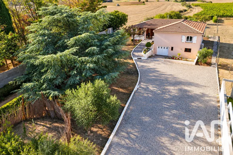 Maison 7 pièces 122 m² · à Cambieure · 122 m² · 240 000 €