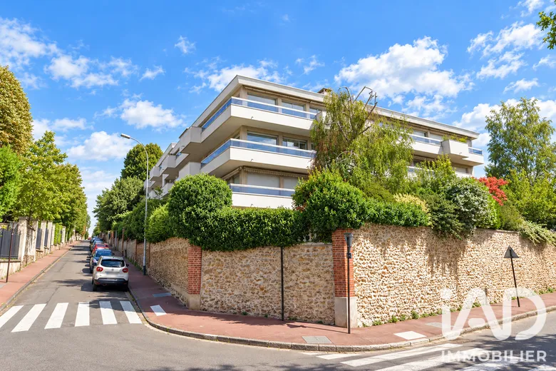 Appartement 1 pièce 32 m² · à Saint-Germain-en-Laye · 32,3 m² · 250 000 €
