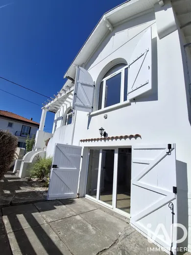 Maison à Aureilhan (65800)