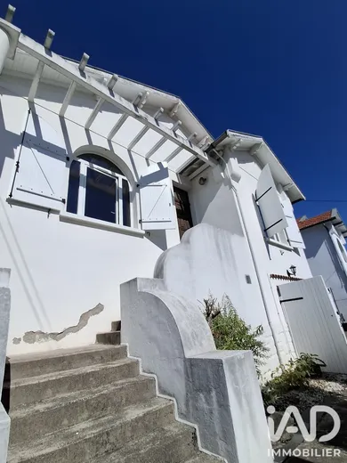 Maison à Aureilhan (65800)