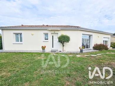 Maison à Brach (33480)