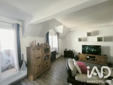 Duplex à Dammarie-lès-Lys (77190)