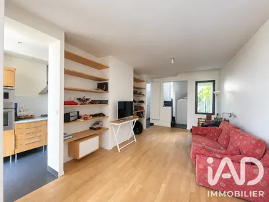 Traditional house in Suresnes (92150)