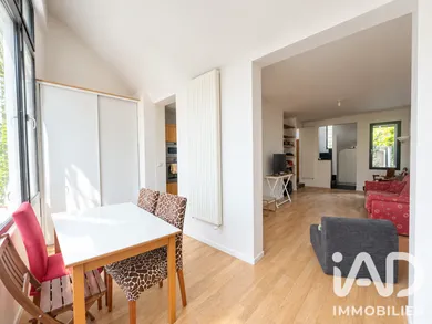 Traditional house in Suresnes (92150)