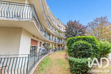 Appartement à Le Plessis-Robinson (92350)