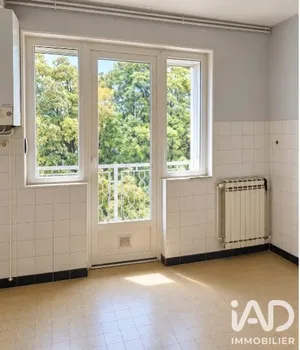 Apartment in Grenoble (38000)