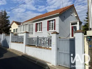 Traditional house in Villeneuve-le-Roi (94290)