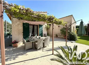 Maison traditionnelle à Connaux (30330)