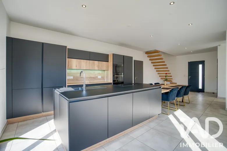 Maison 4 pièces 105 m² · à Trieux · 105 m² · 310 000 €