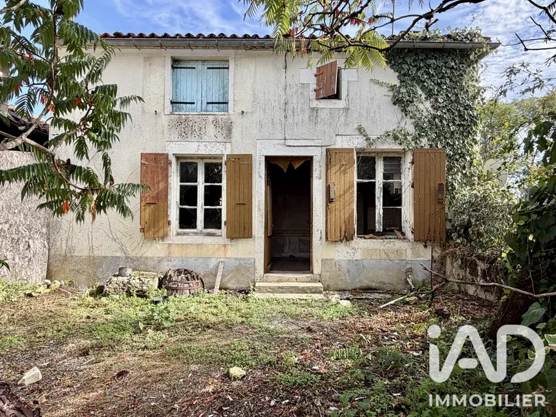 Maison 4 pièces 60 m² · à Aunac-sur-Charente · 60 m² · 28 500 €