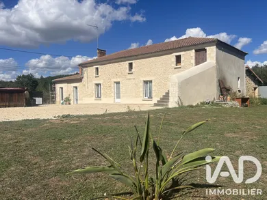Maison à Saint-Varent (79330)