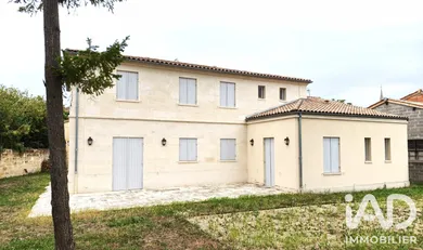Maison d'architecte à Saint-Sulpice-de-Faleyrens (33330)