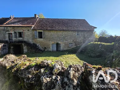 Ferme à Rueyres (46120)