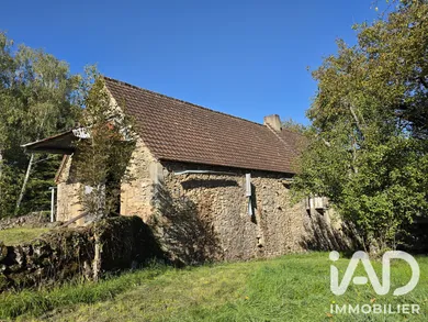 Ferme à Rueyres (46120)