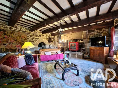Manoir à Kergrist-Moëlou (22110)
