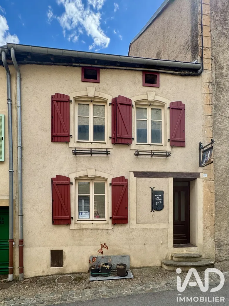 Maison 5 pièces 93 m² · à Rodemack · 93 m² · 220 000 €