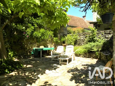 Maison traditionnelle à Assier (46320)