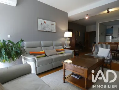 Apartment in Niort (79000)