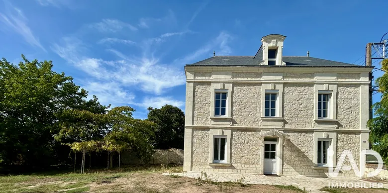 Maison 5 pièces 109 m² · à Varrains · 109 m² · 363 000 €