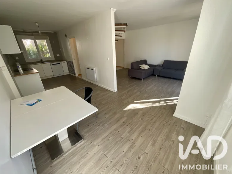 Maison 7 pièces 109 m² · à Lisses · 109 m² · 270 000 €