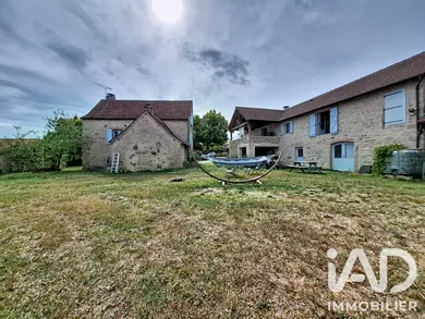 Maison de campagne à Varaire (46260)