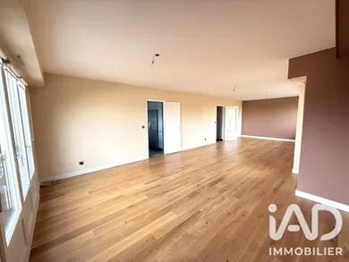 Apartment in Compiègne (60200)