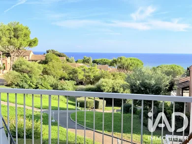 Apartment in Sainte-Maxime (83120)