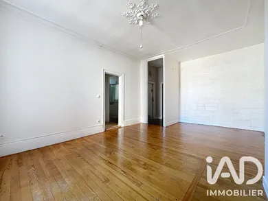 Appartement à Versailles (78000)