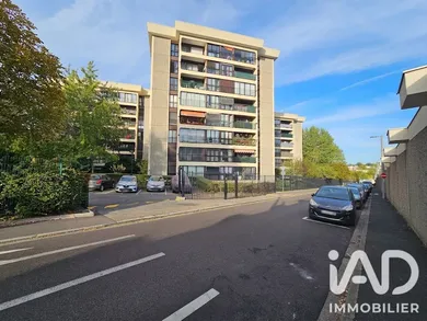Appartement à Les Mureaux (78130)