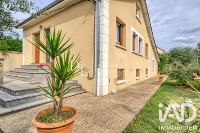 Maison à Épinay-sur-Seine (93800)