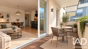 Apartment in Thiais (94320)