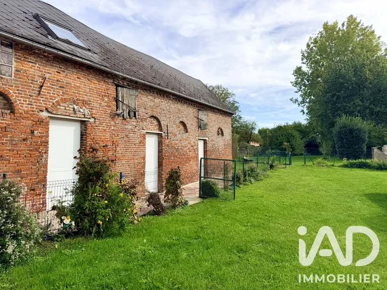 Maison 6 pièces 184 m² · à Beauquesne · 184 m² · 180 000 €