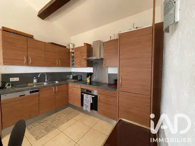 House in Mons (83440)