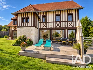Maison d'architecte à Foulbec (27210)