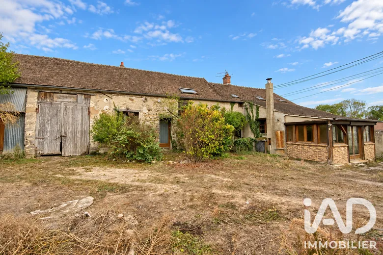 Maison 9 pièces 186 m² · à Villemer · 186 m² · 209 000 €