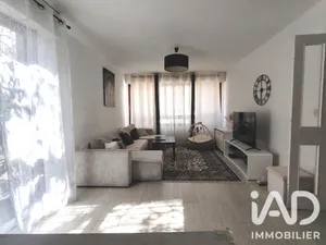 Apartment in Les Ulis (91940)