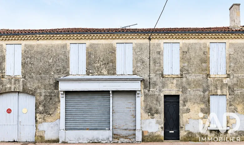 Immeuble 6 pièces 310 m² · à Lesparre-Médoc · 310 m² · 148 000 €