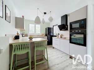 Apartment in Hauts de Bienne (39400)