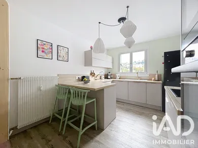 Apartment in Hauts de Bienne (39400)