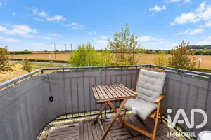 Apartment in Ballainvilliers (91160)