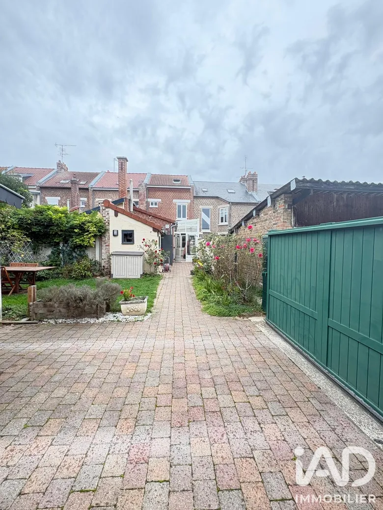 Maison 5 pièces 100 m² · à Amiens · 100 m² · 332 000 €