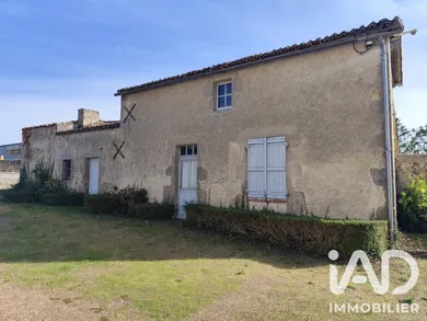 Maison à Chiché (79350)