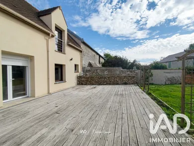 Maison traditionnelle à Longnes (78980)