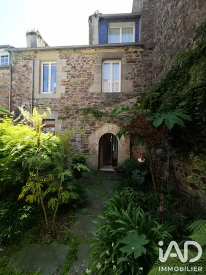 Immeuble à Pontrieux (22260)