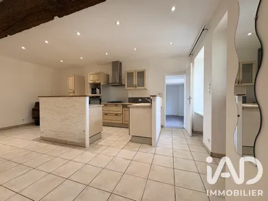 Maison de campagne à Lacs (36400)