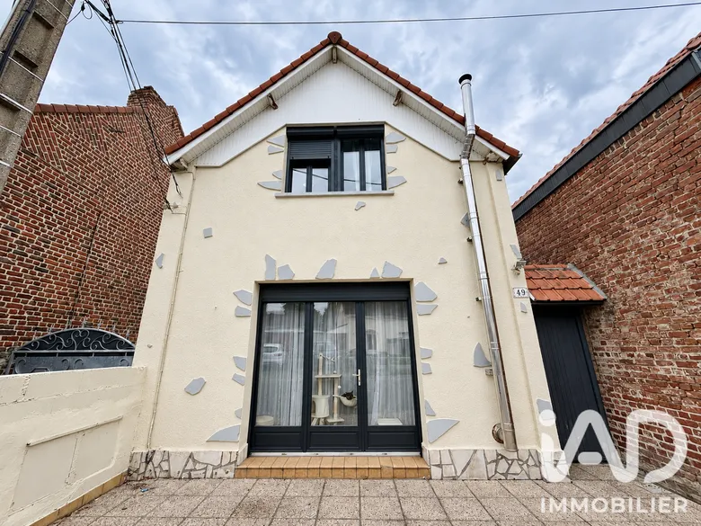 Maison 6 pièces 108 m² · à Noyelles-Godault · 108 m² · 170 000 €