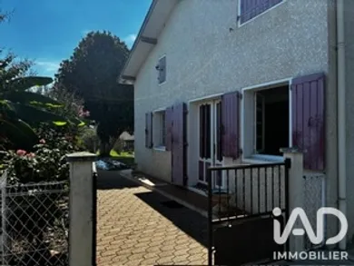 Maison de village à Poyartin (40380)
