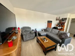 Apartment in Saint-Avé (56890)